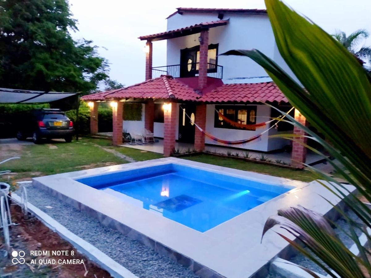 Casa Campo Emaus Caucasia Exterior photo